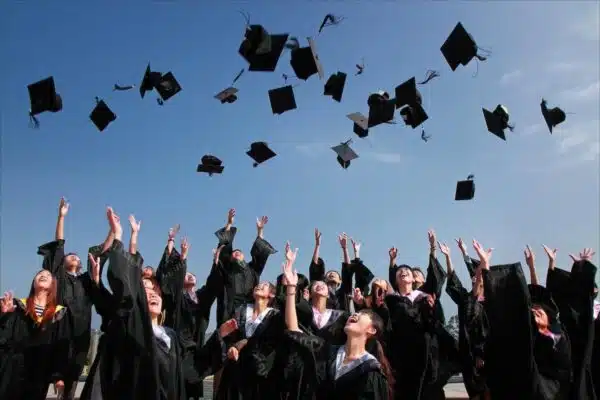 Les certifications professionnelles pour stimuler votre carrière au niveau supérieur
