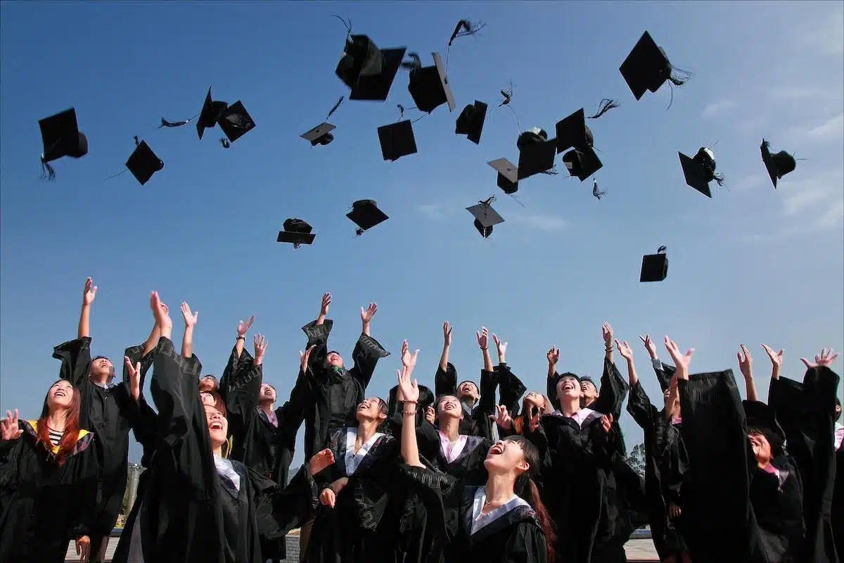 Les certifications professionnelles pour stimuler votre carrière au niveau supérieur