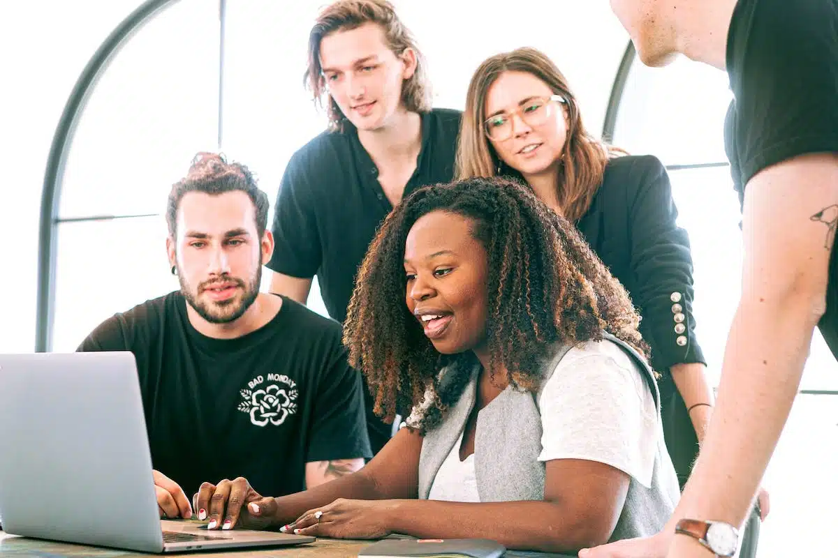 Impact significatif de la formation professionnelle sur l’évolution des carrières des travailleurs