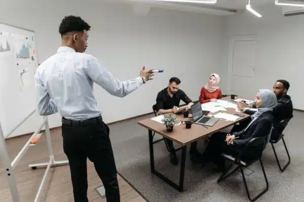 Choisir la formation idéale pour améliorer ses compétences : nos conseils essentiels